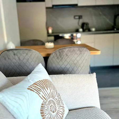 Διαμέρισμα Sunny Terrace And Sea View Kailani Pag Town