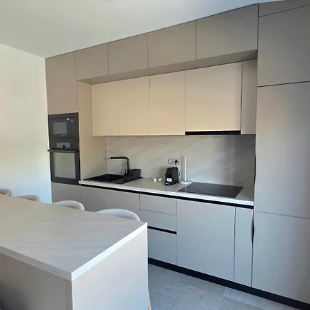 شقة Sunny Terrace And Sea View Kailani باغ
